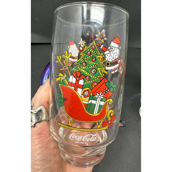 1985 (2) MCCRORY STORES Santa COCA COLA Tumbler Glasses Christmas Tree Sleigh - Picture 9 of 11